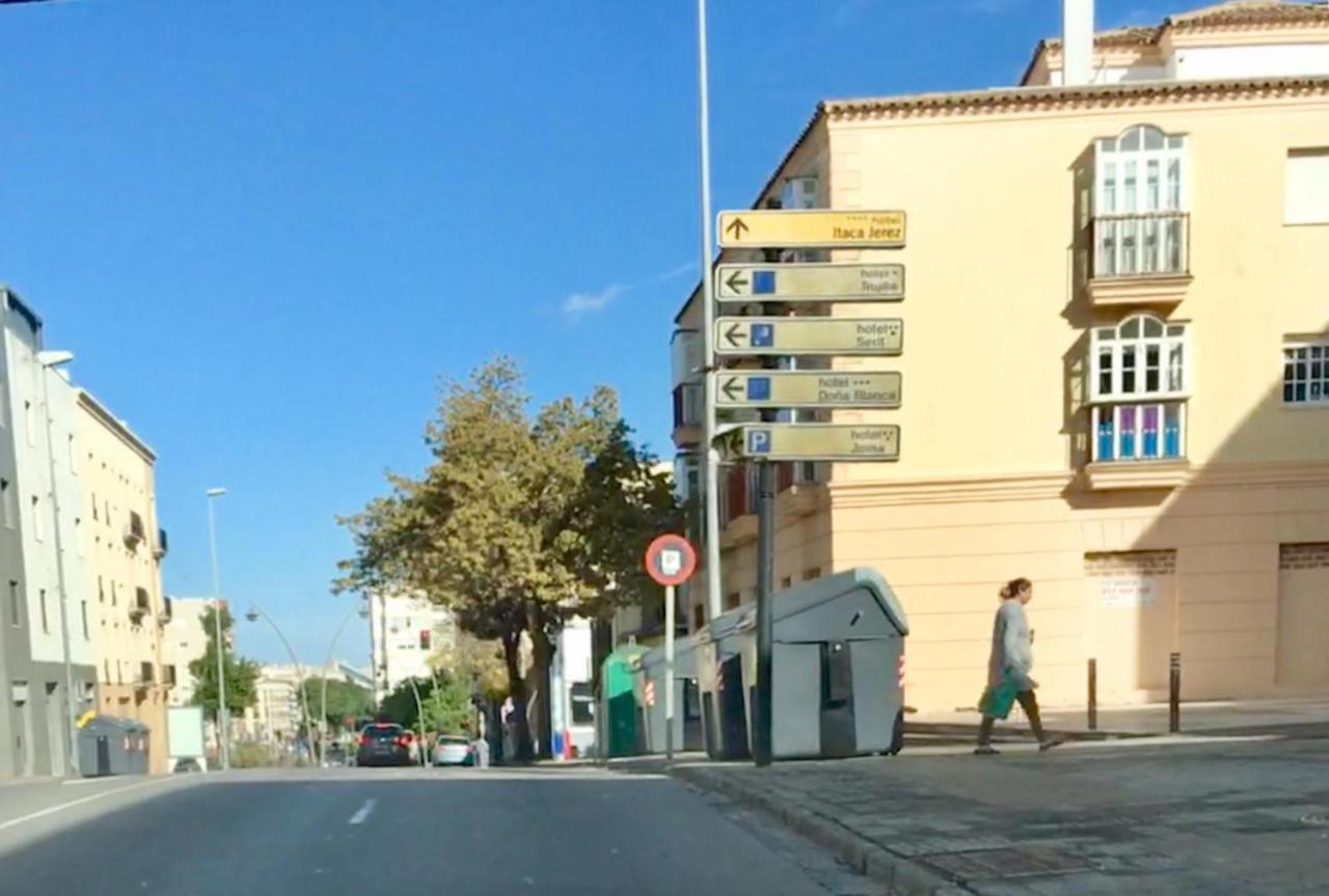 Apartamento La Estacion Jerez de la Frontera Kültér fotó